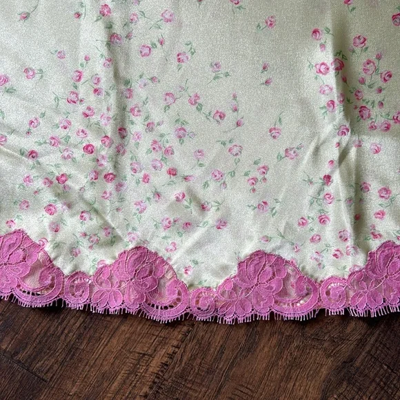 Oscar De La Renta Pink Label Floral Night Gown